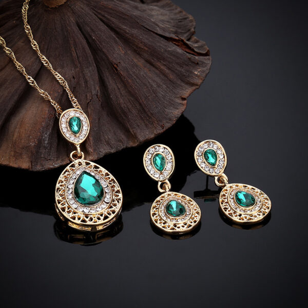 Crystal necklace set with drop earrings, elegant bridal and party jewelry, sparkling dress accessories for women.