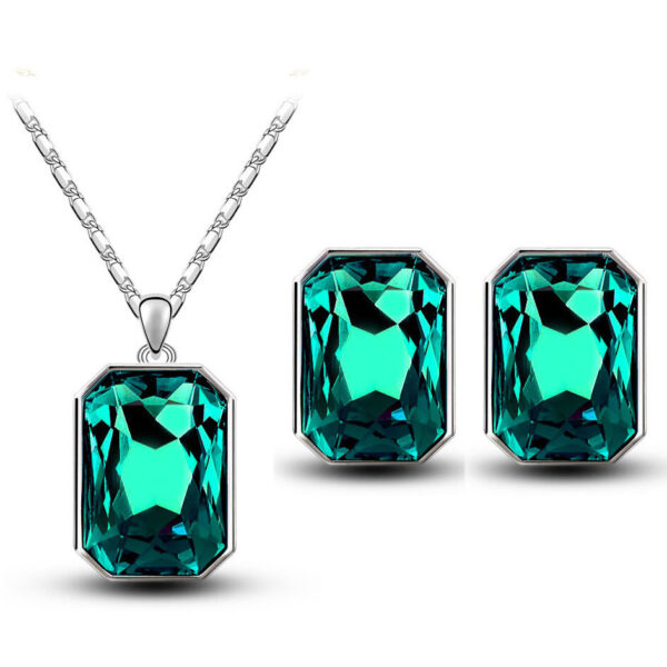 "Elegant Colorful Crystal Necklace Set with matching earrings, sparkling jewelry for weddings, parties, and fashion accessories."