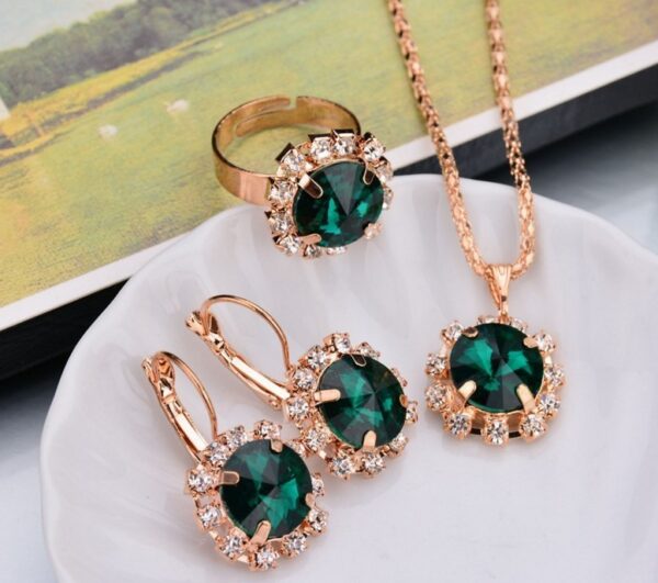 Europe and America fashion round crystal necklace earrings ring set hot jewelry jewelry wholesale jewelry wholesale - Image 3