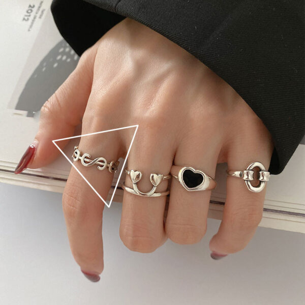 Fashionable Heart Dollar Smiling Face Ring - Image 4