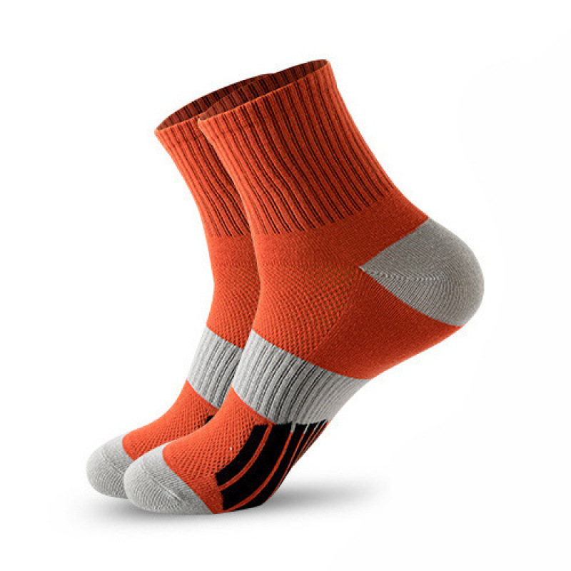Men's Middle Tube Socks Color Matching Sports Basketball Socks - Image 8